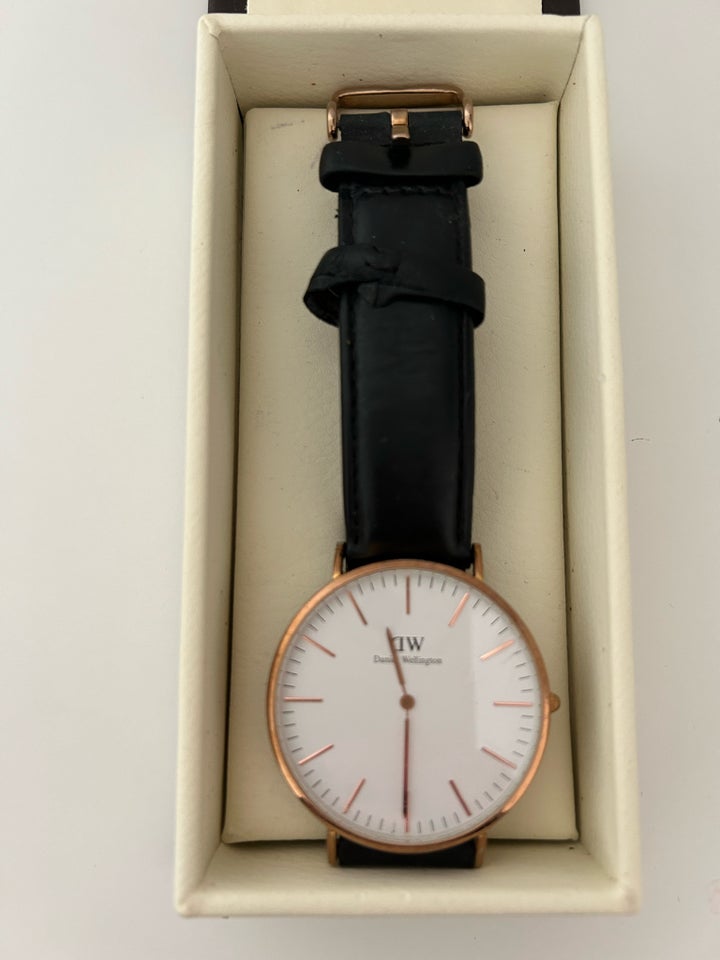 Herreur, Daniel Wellington