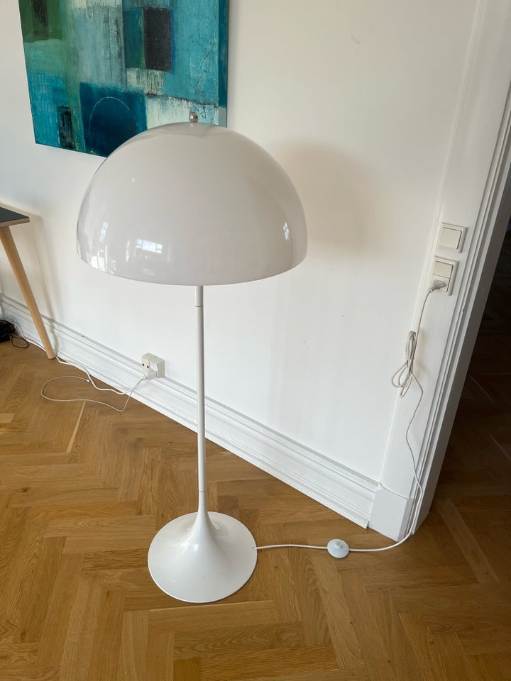 Gulvlampe, Verner Panthon