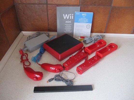 Nintendo Wii, "WII MINI" - standard