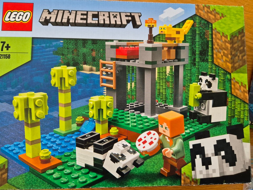 Lego Minecraft 21158