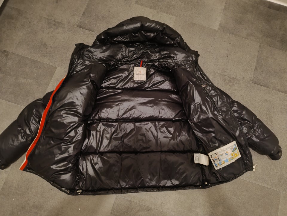 Dynejakke, str. L, Moncler