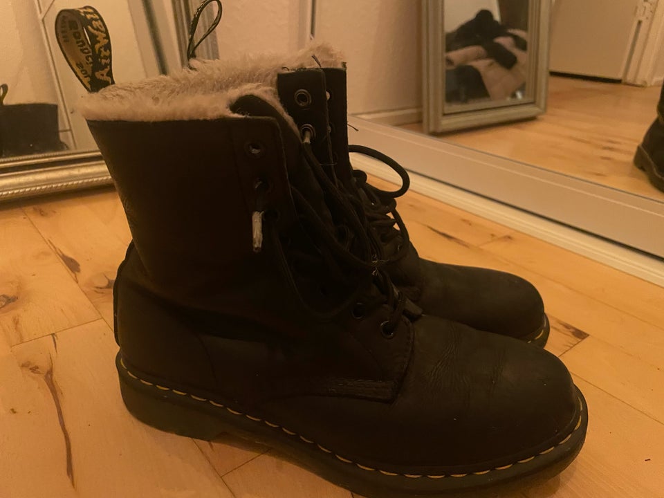 Vinterstøvler, Dr Martens, str. 42