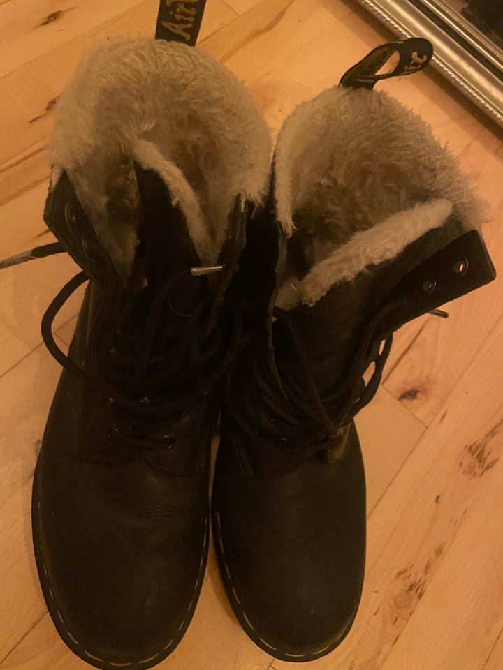 Vinterstøvler, Dr Martens, str. 42