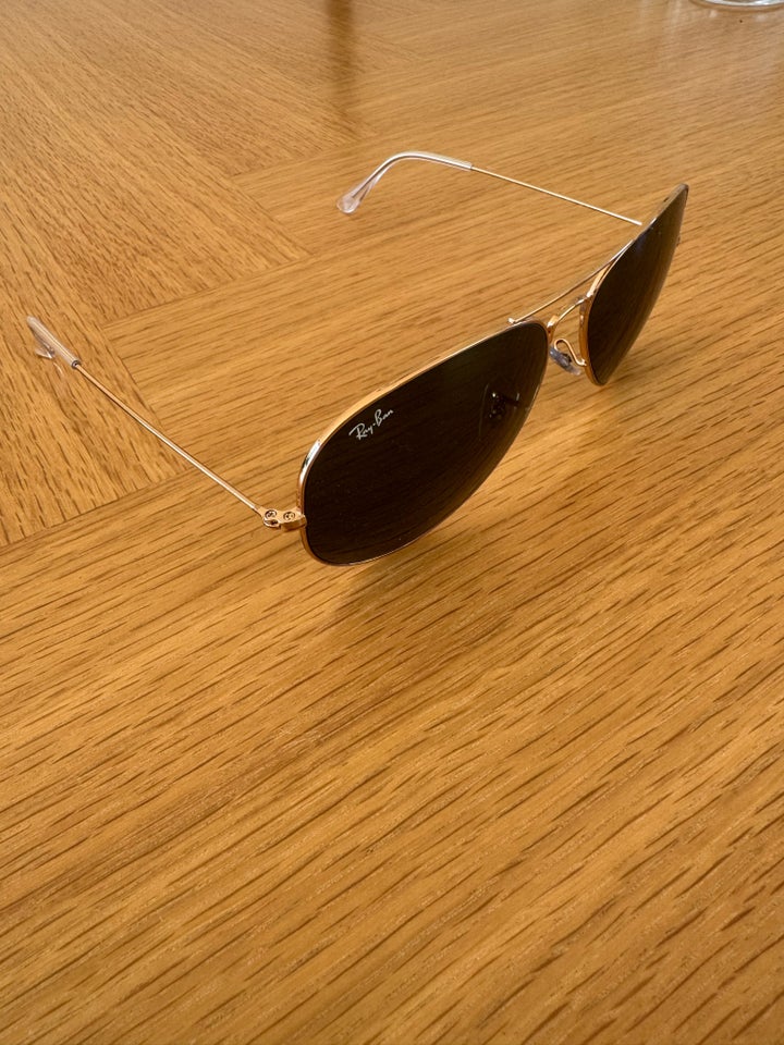 Solbriller herre, Rayban