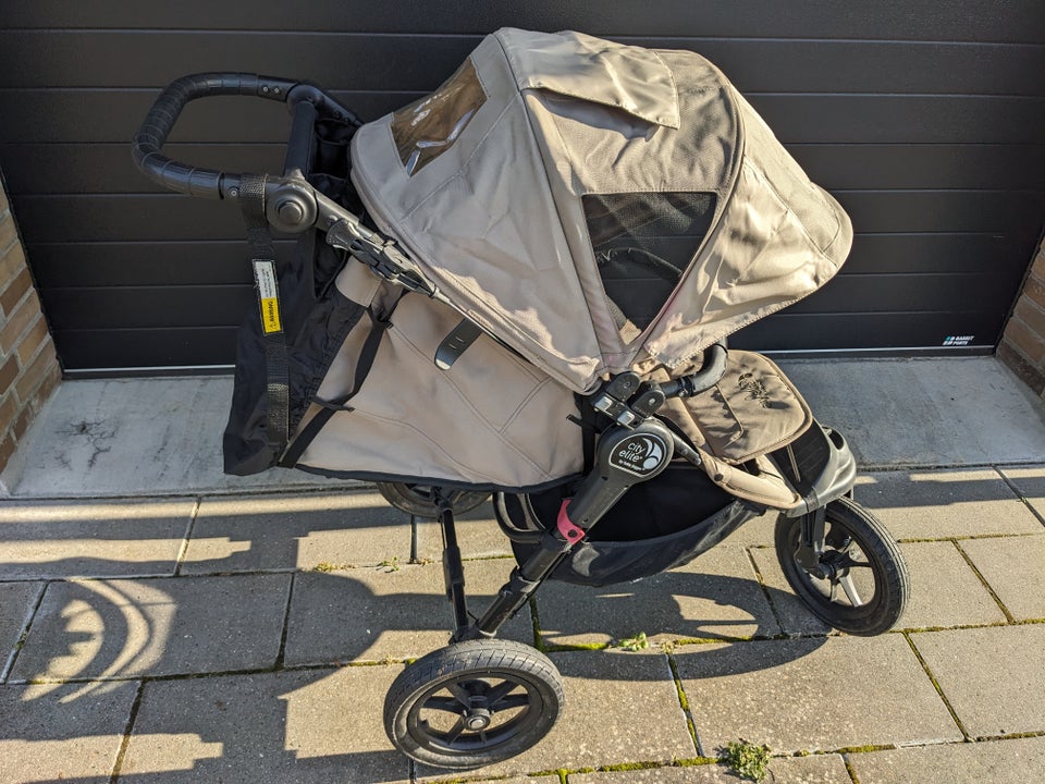 Klapvogn, Baby Jogger City elite