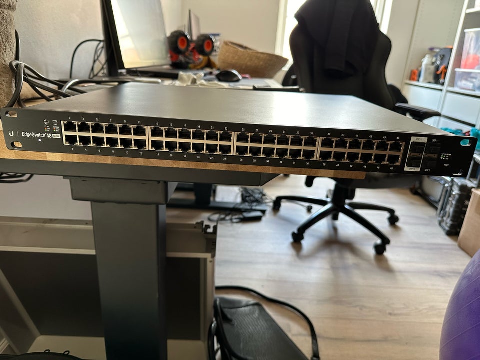 Switch Ubiquiti God