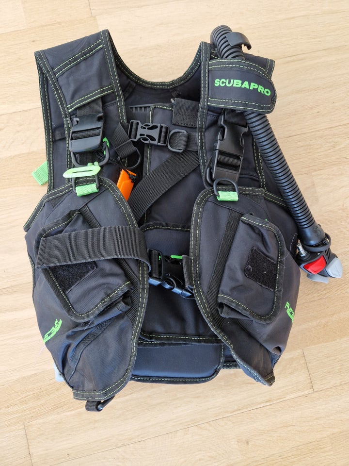 BCD Scubapro Rebel