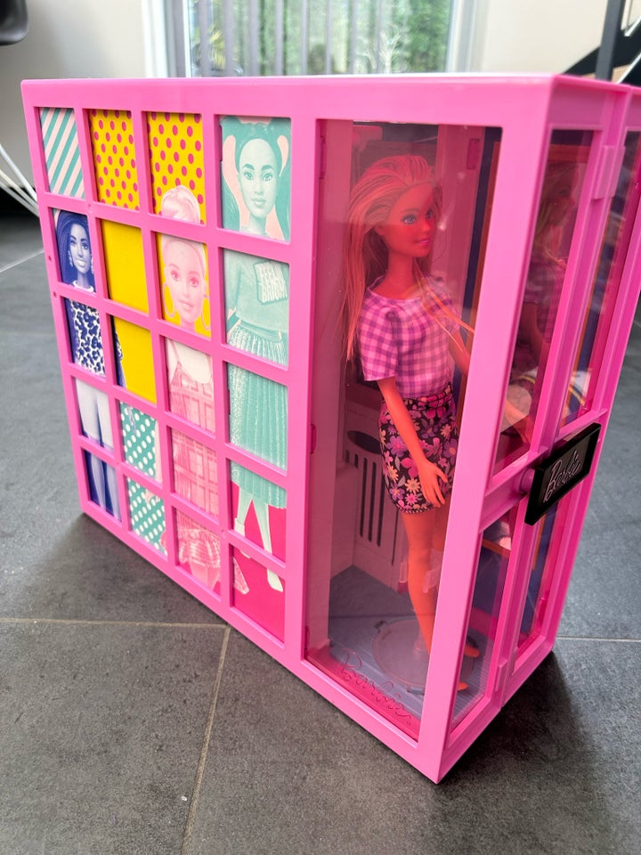 Barbie, Barbie Dream klædeskab