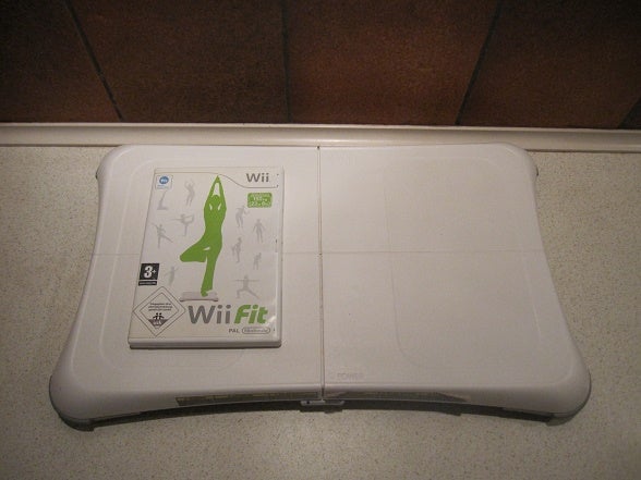 Nintendo Wii Balance Board + spil