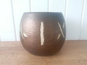 Keramik Vase / Urtepotteskjuler