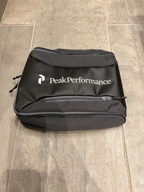 Toilettaske, Peak Performance