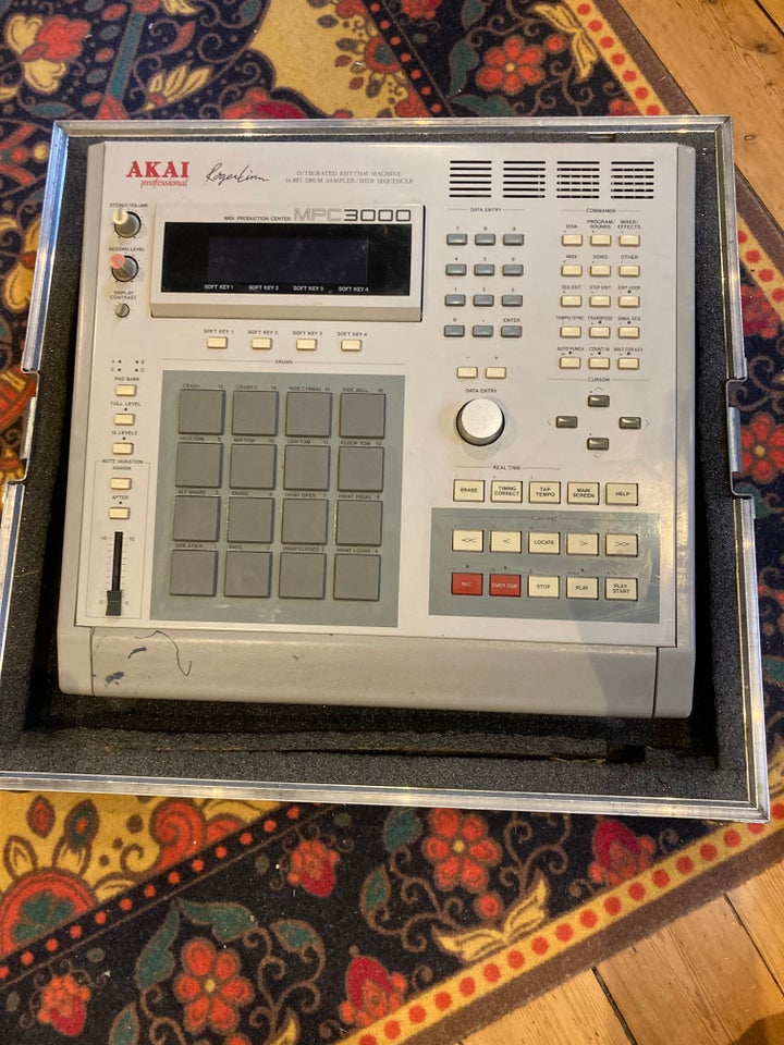 Sampler, Akai MPC3000