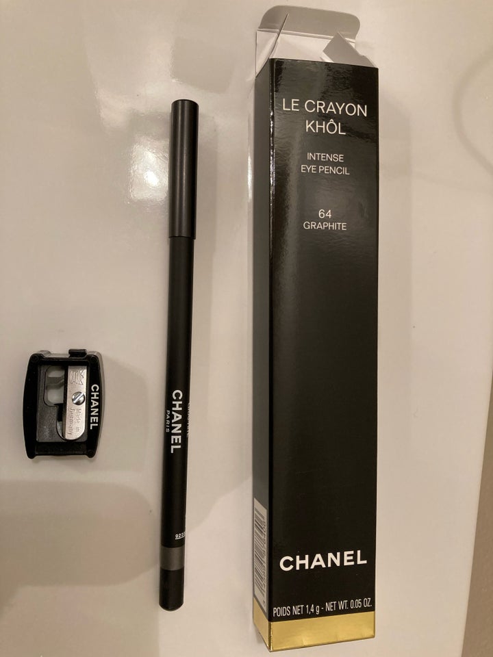 Makeup, Eyeliner, Chanel