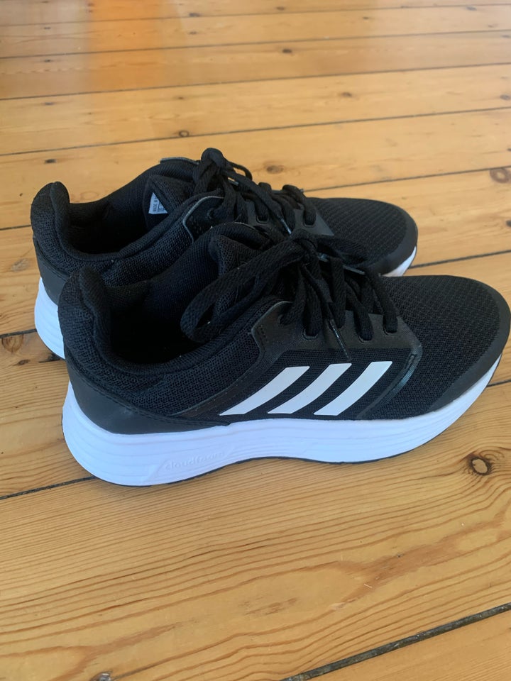 Sneakers, str. 37, Adidas