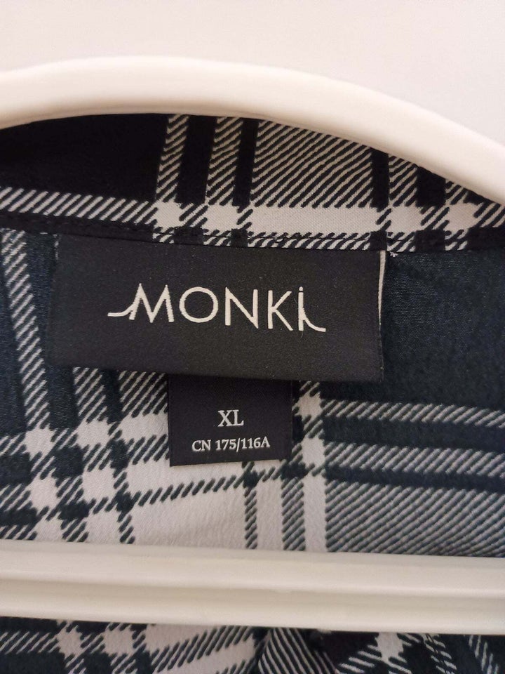 Anden kjole, Monki , str. XL