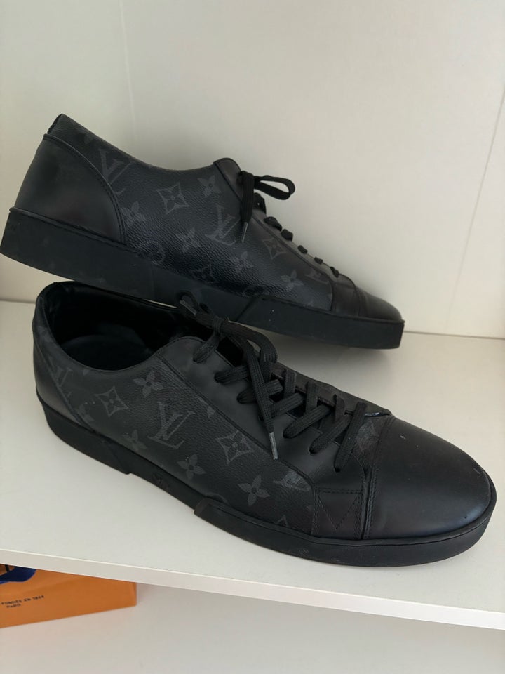 Sneakers, Louis vuitton, str. 46