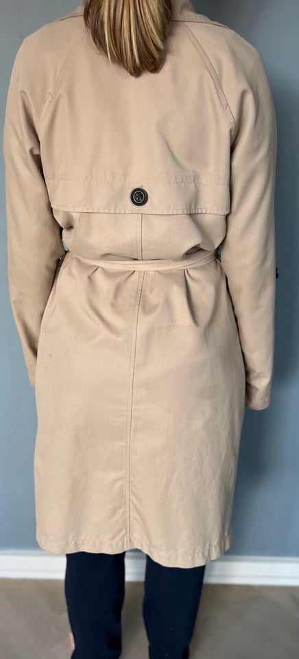 Trenchcoat str 34 Vero Moda