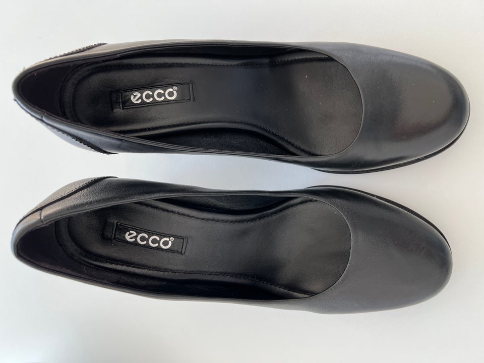 Pumps, str. 40, Ecco