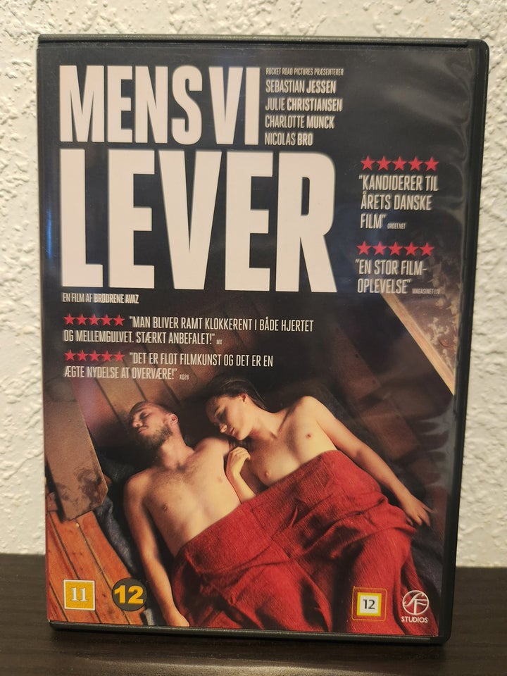 Mens vi lever, DVD, andet