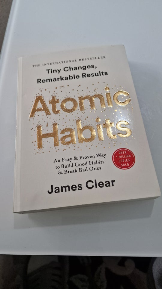 Atomic Habits, James Clear, emne: