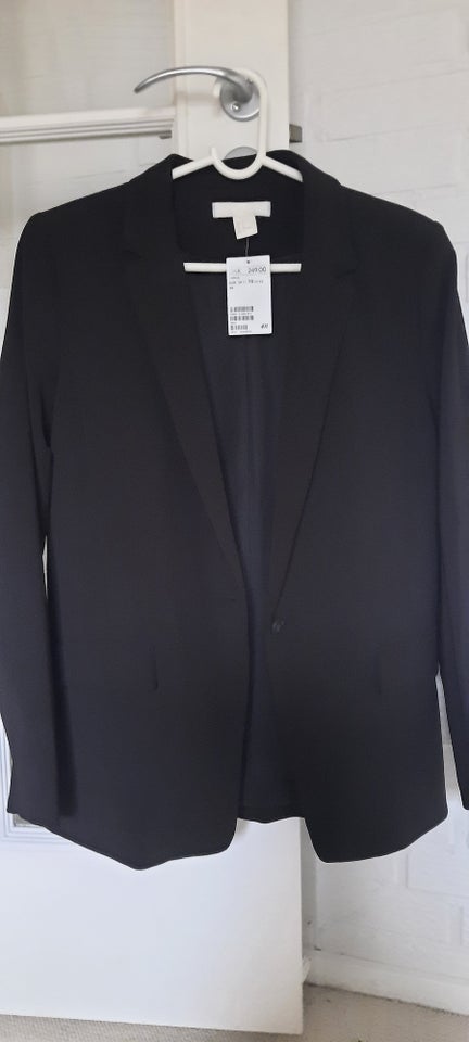 Blazer, str. 38, HM