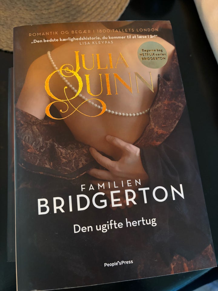 BRIDGERTON Julia Quinn genre: