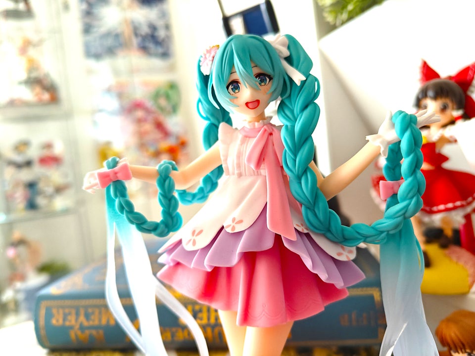 Samlefigurer, Miku Hatsune Taito