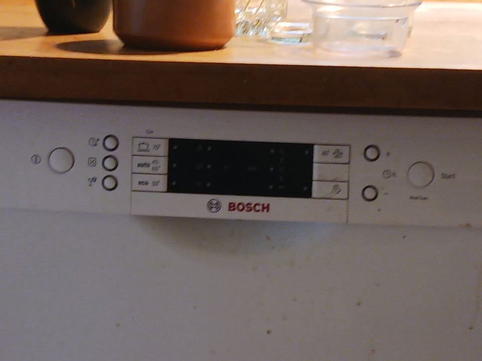 Bosch Super Silence b: 60 d: 57 h: 63