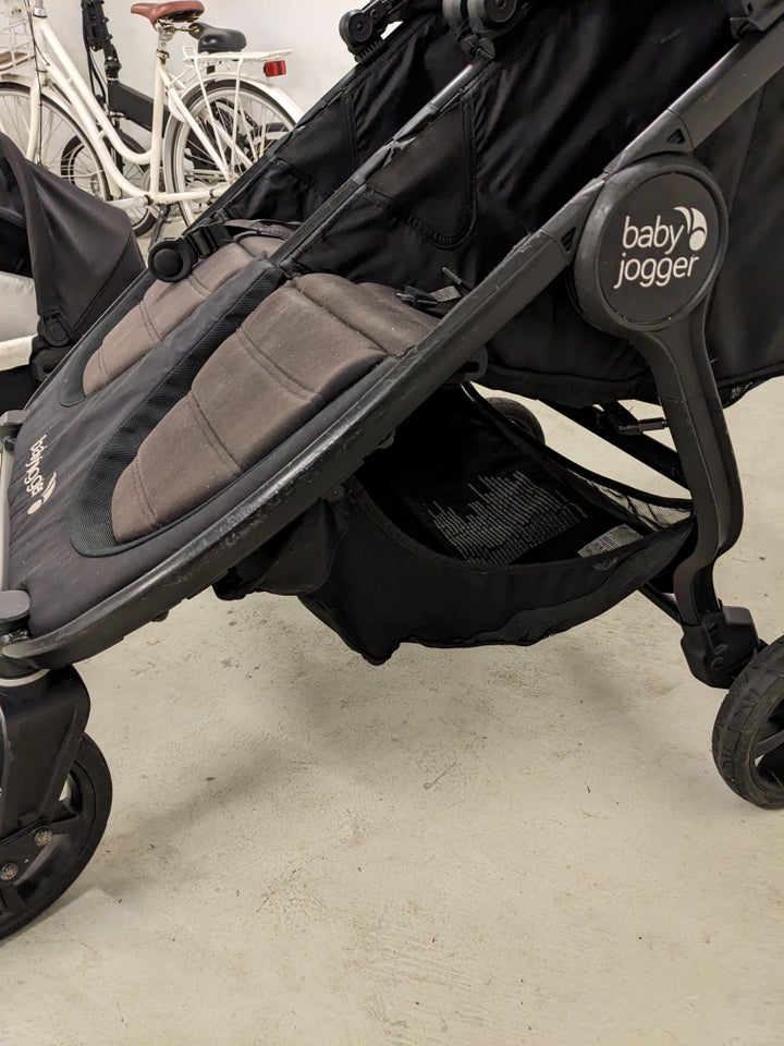 Babyjogger, Baby Jogger City Mini