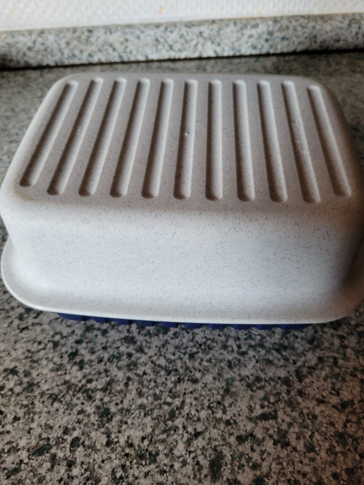 Ostebox , brødbox, Tupperware