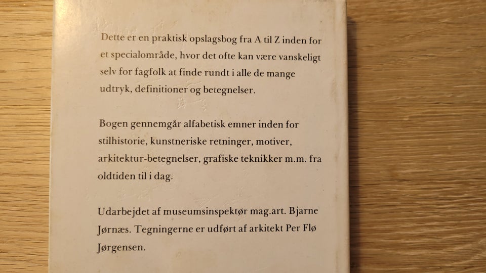 Kunst og Arkitektur, Bjarne