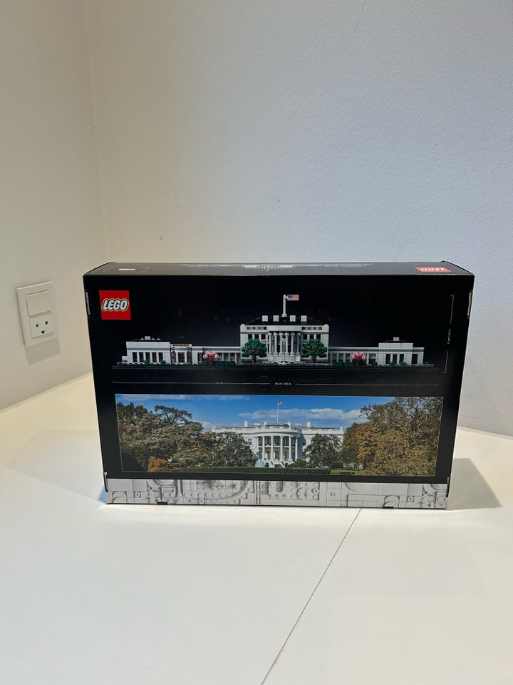 Lego Architecture 21054