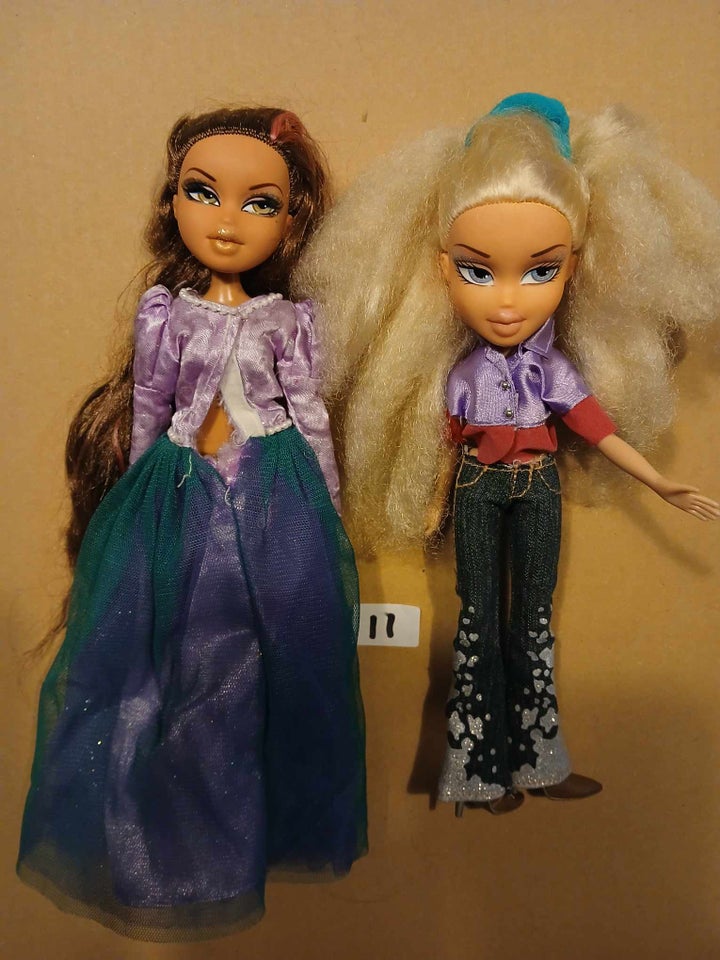 Bratz, 2 dukker