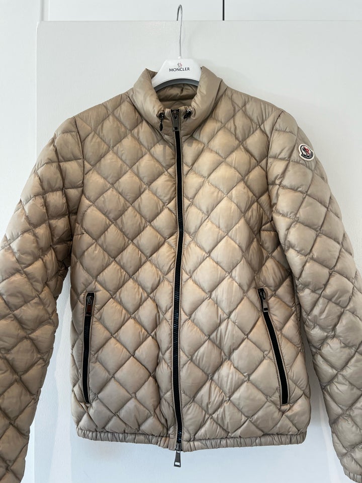 Dynejakke, str. 38, Moncler