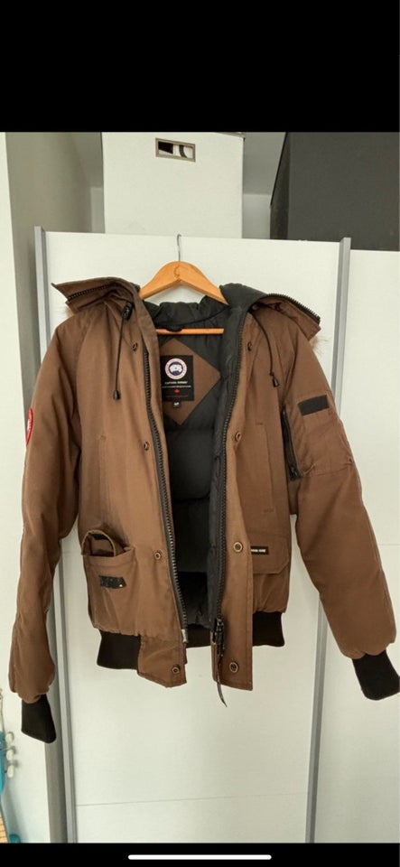 Vinterjakke, str. 32, Canada Goose