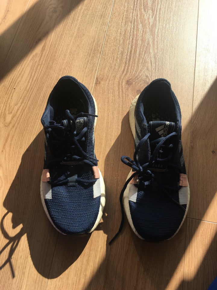 Fritidssko, str. 40, Adidas boost