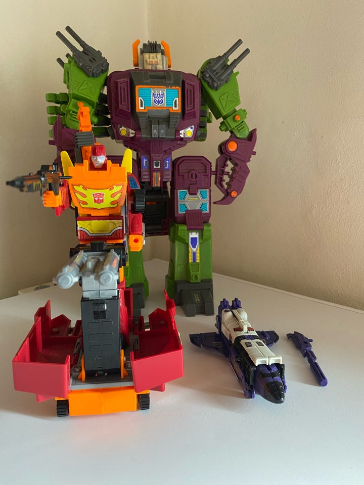 G1 TRANSFORMERS