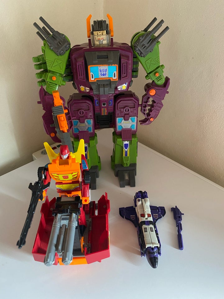 G1 TRANSFORMERS