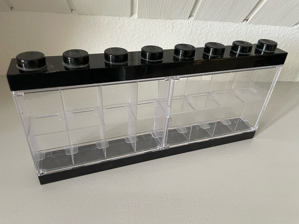 Lego andet, Display case