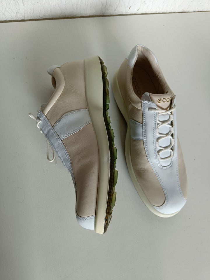 Golfsko 42 Ecco