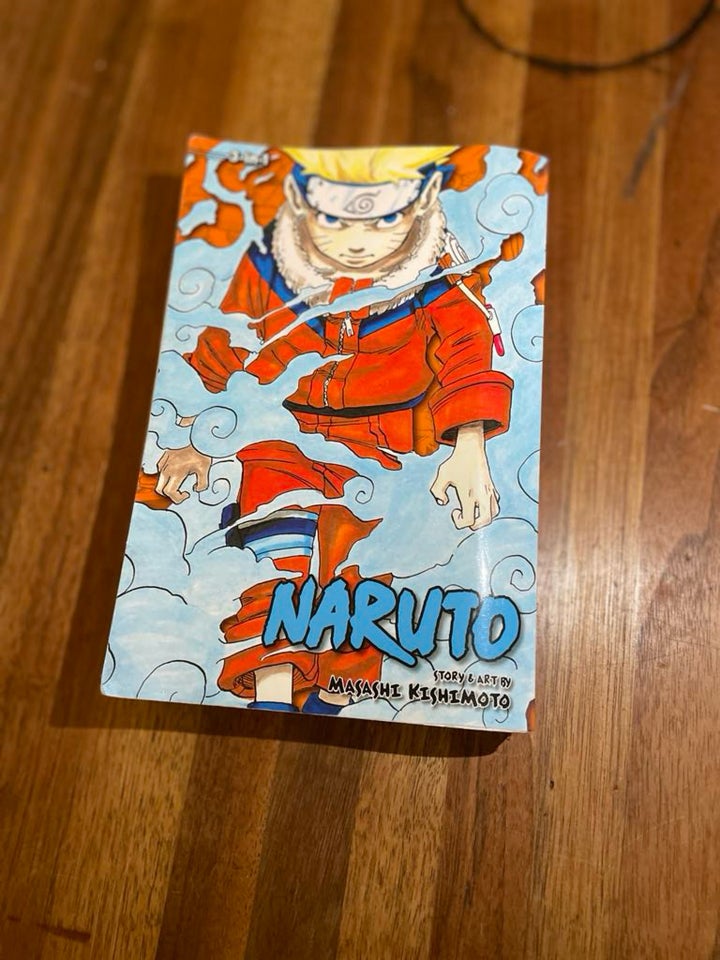 Naruto manga 1-3 i og deidara figure