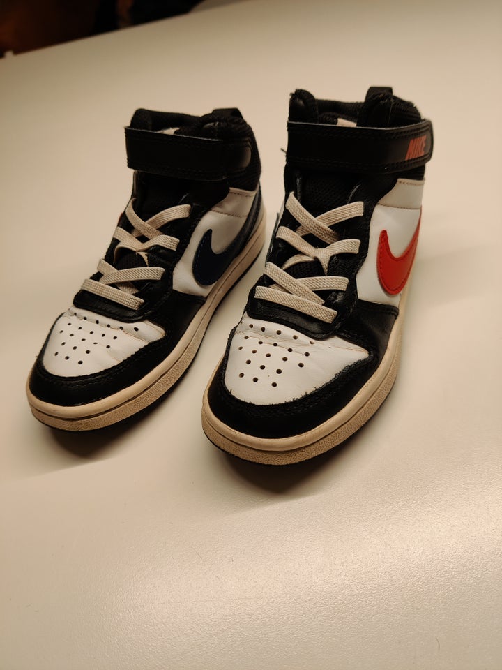 Sneakers, str. 28, Nike