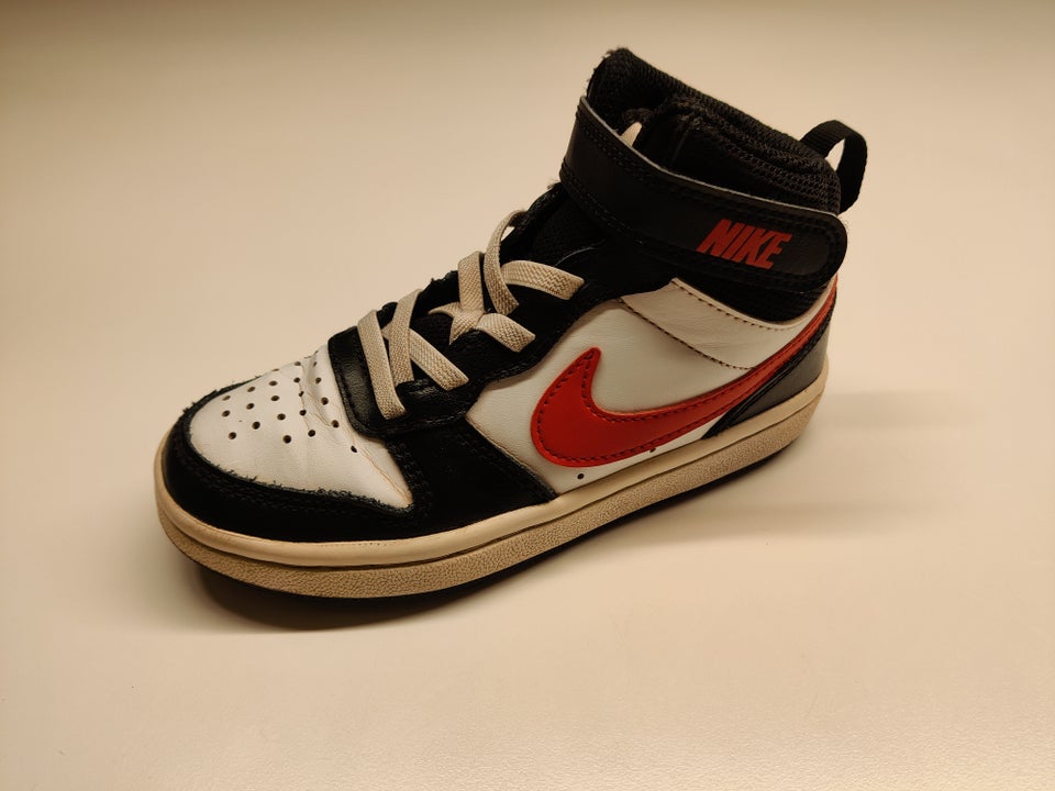 Sneakers, str. 28, Nike