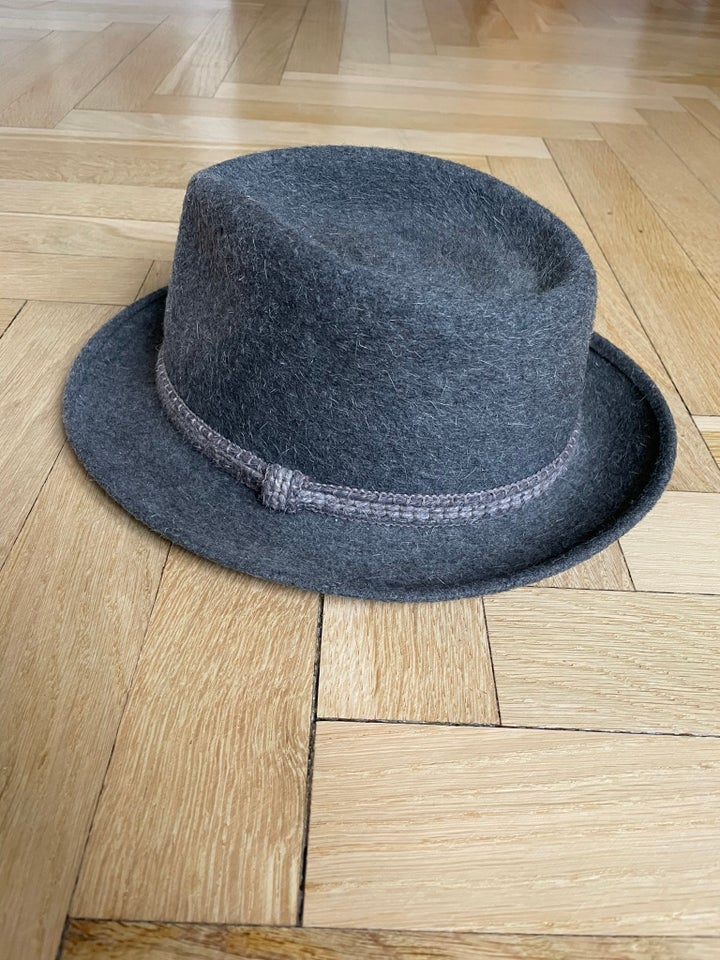 Hat, Jason, str. 58