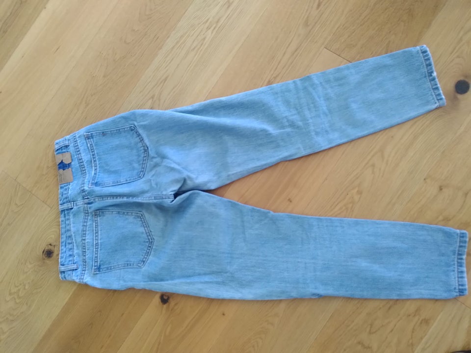 Jeans PullBear str 34