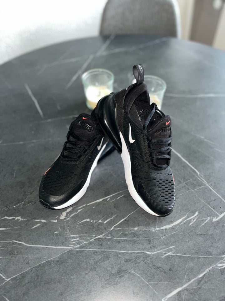 Kondisko, str. 36,5, Nike Air 270