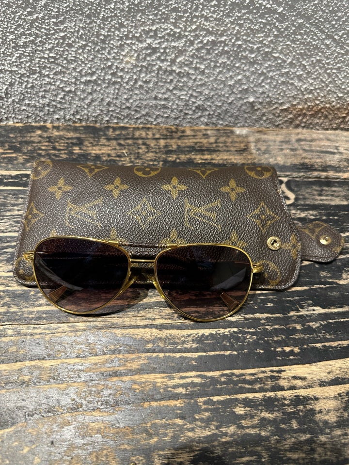 Solbriller dame, Louis Vuitton