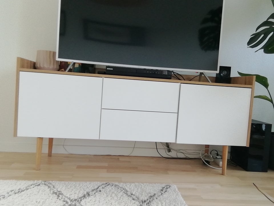 Tv møbel, Jysk