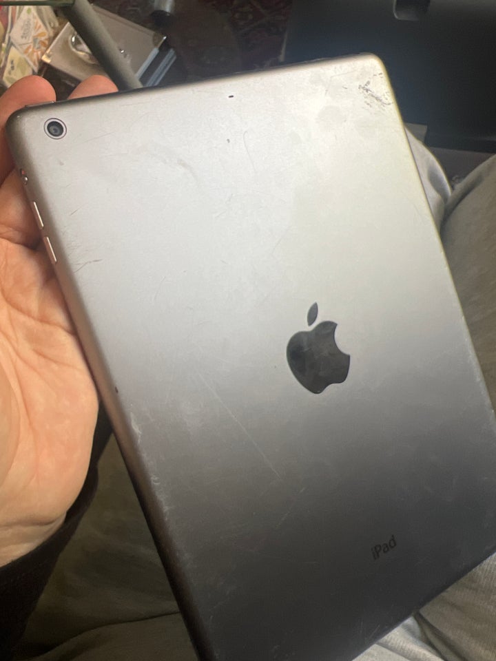 iPad Air 16 GB sort