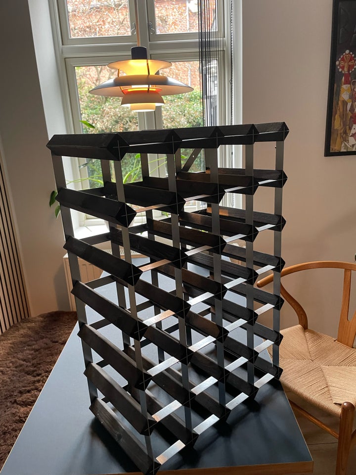 Vinreol, Traditional Wine Rack